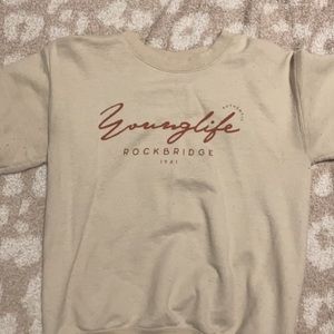 Gildan young life crewneck can fit small/medium